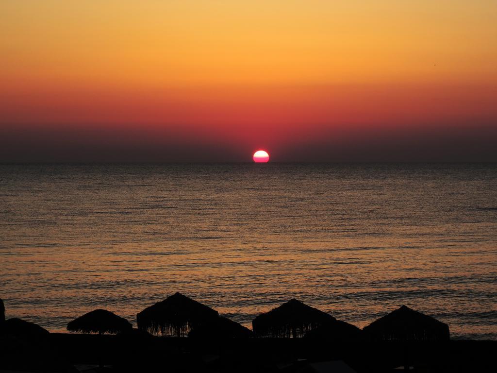 Sea Side Beach Hotel Kamári 外观 照片